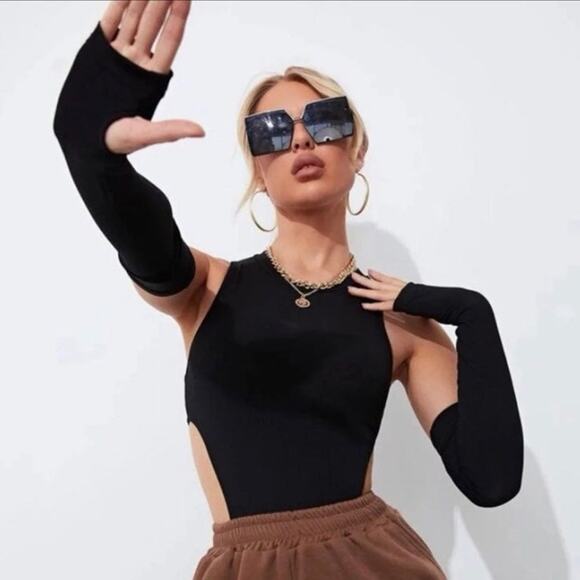 SHEIN Bodysuit with detachable sleeves - Picture 1 of 4